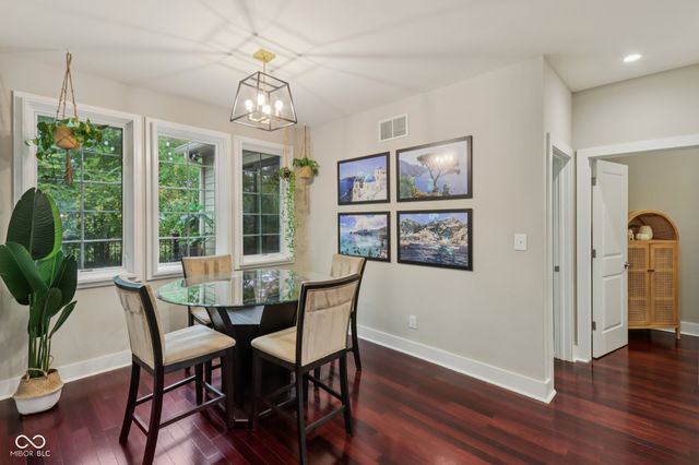 8418 N College Avenue, Indianapolis, IN 46240