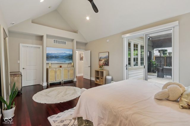 8418 N College Avenue, Indianapolis, IN 46240