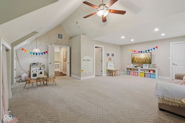 8418 N College Avenue, Indianapolis, IN 46240