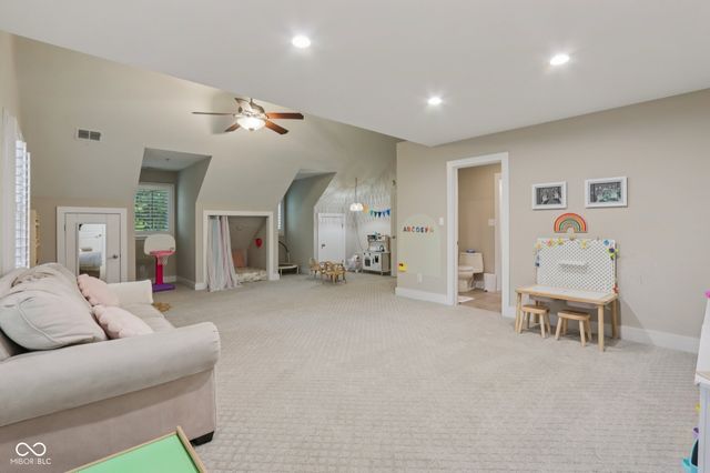 8418 N College Avenue, Indianapolis, IN 46240