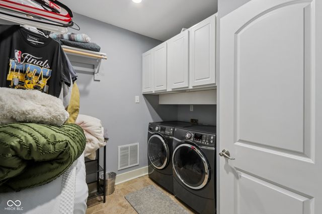 8418 N College Avenue, Indianapolis, IN 46240