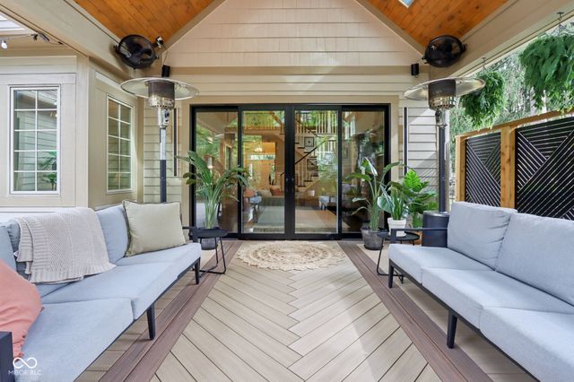 8418 N College Avenue, Indianapolis, IN 46240