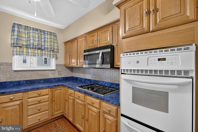 6016 COBBS CREEK PKWY, Philadelphia, PA 19143