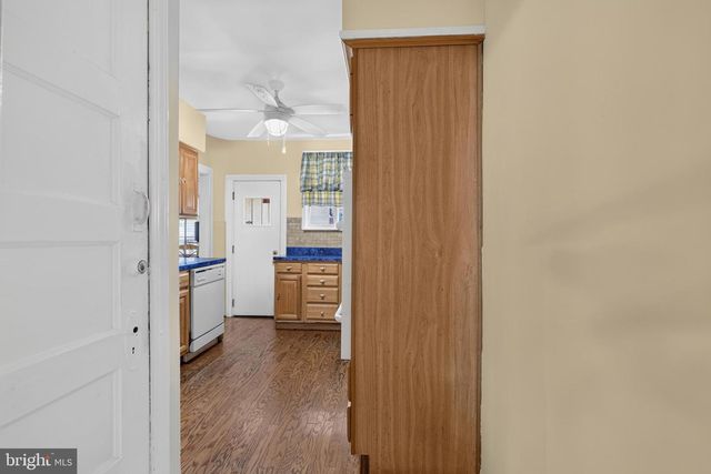 6016 COBBS CREEK PKWY, Philadelphia, PA 19143
