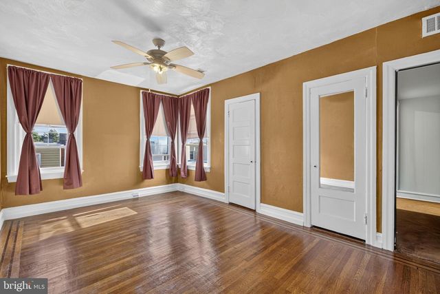 6016 COBBS CREEK PKWY, Philadelphia, PA 19143