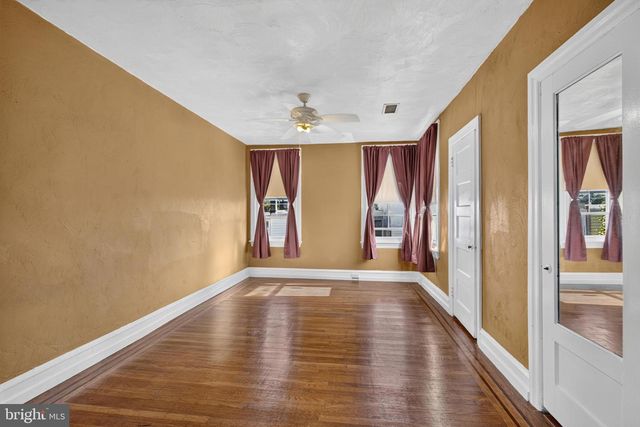 6016 COBBS CREEK PKWY, Philadelphia, PA 19143