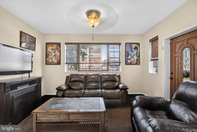 6016 COBBS CREEK PKWY, Philadelphia, PA 19143