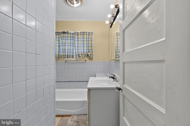 6016 COBBS CREEK PKWY, Philadelphia, PA 19143