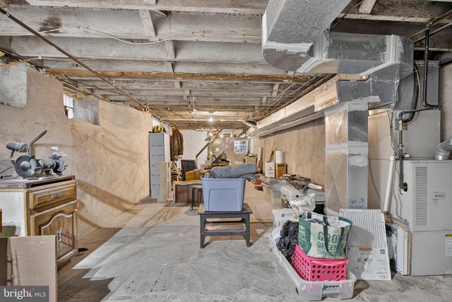6016 COBBS CREEK PKWY, Philadelphia, PA 19143