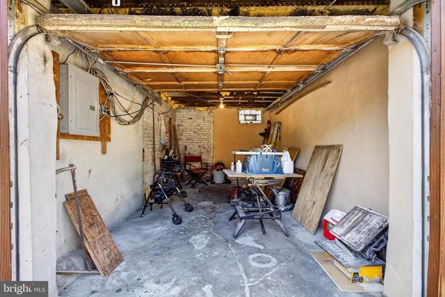 6016 COBBS CREEK PKWY, Philadelphia, PA 19143