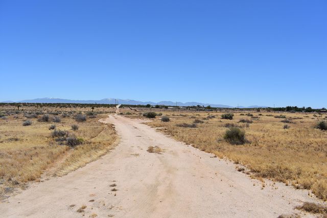 Ave F And 195th St East, Lancaster, CA 93535