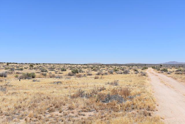 Ave F And 195th St East, Lancaster, CA 93535