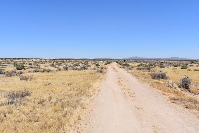 Ave F And 195th St East, Lancaster, CA 93535