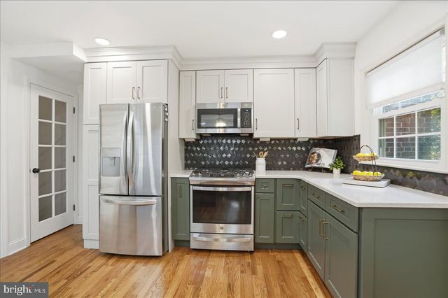 8122 CLYDE BANK RD, Towson, MD 21286