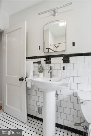 8122 CLYDE BANK RD, Towson, MD 21286