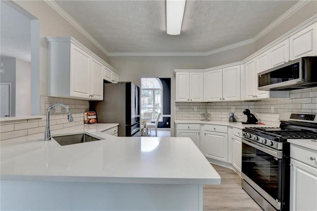1831 Stillbrook Way, Lawrenceville, GA 30043