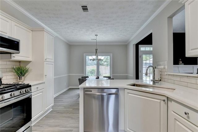 1831 Stillbrook Way, Lawrenceville, GA 30043