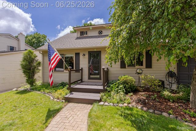 4741 Meadowbrook Avenue, Independence Charter Township, MI 48348