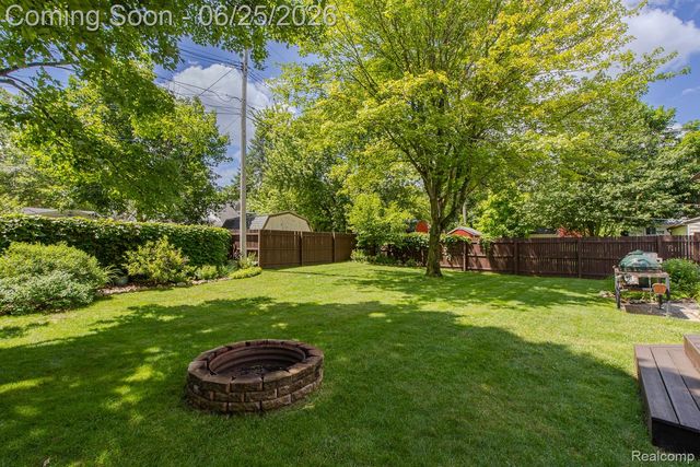 4741 Meadowbrook Avenue, Independence Charter Township, MI 48348