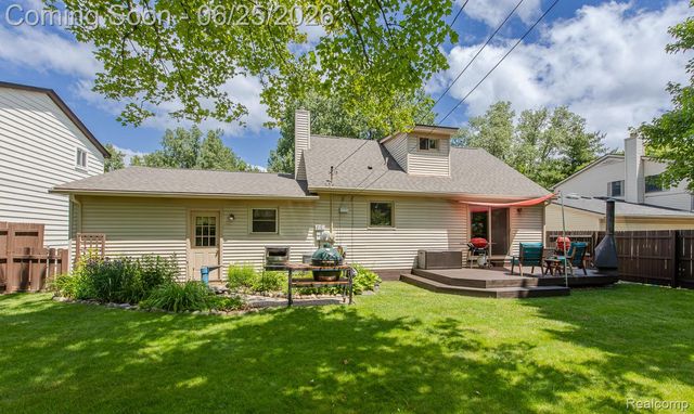 4741 Meadowbrook Avenue, Independence Charter Township, MI 48348