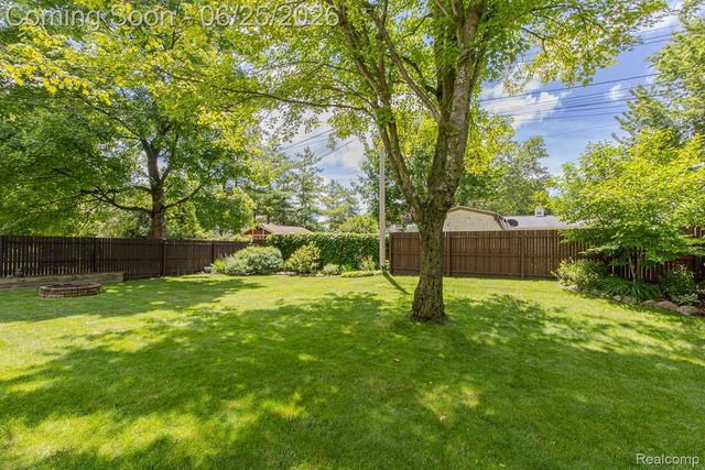 4741 Meadowbrook Avenue, Independence Charter Township, MI 48348