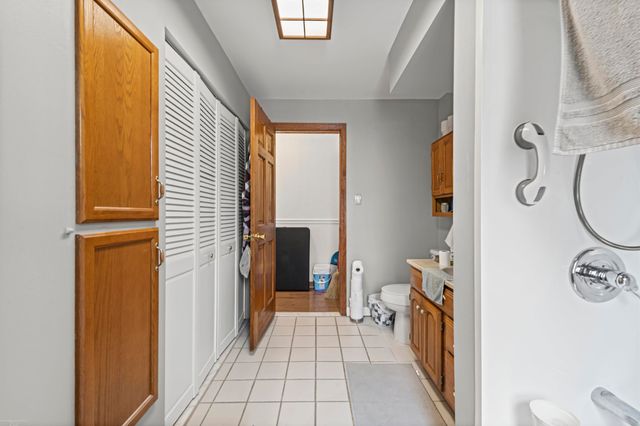 24523 Hayes Avenue, Eastpointe, MI 48021