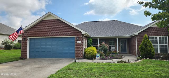 1620 Autumn Brook Drive, Maryville, TN 37801