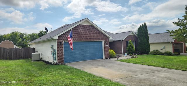 1620 Autumn Brook Drive, Maryville, TN 37801