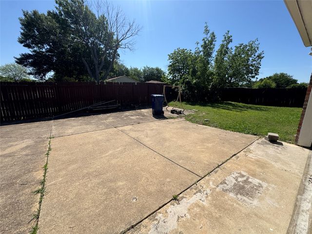 1418 Jennifer Drive, Garland, TX 75042