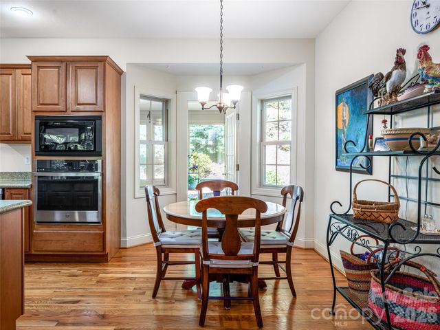 4 Dogwood Glen Circle, Etowah, NC 28729