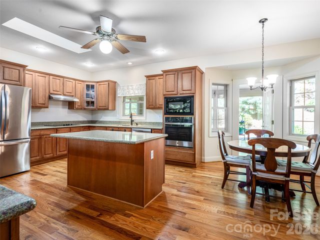 4 Dogwood Glen Circle, Etowah, NC 28729