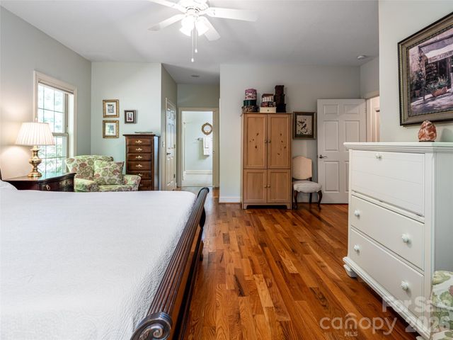 4 Dogwood Glen Circle, Etowah, NC 28729