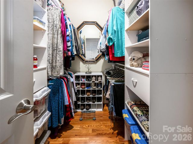 4 Dogwood Glen Circle, Etowah, NC 28729
