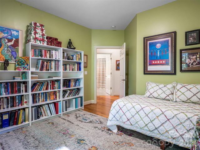 4 Dogwood Glen Circle, Etowah, NC 28729