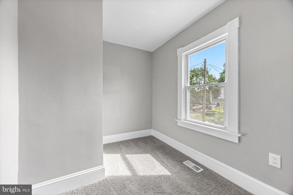 Image 27 of property listing at 1817 WINANS AVE, Halethorpe, MD 21227