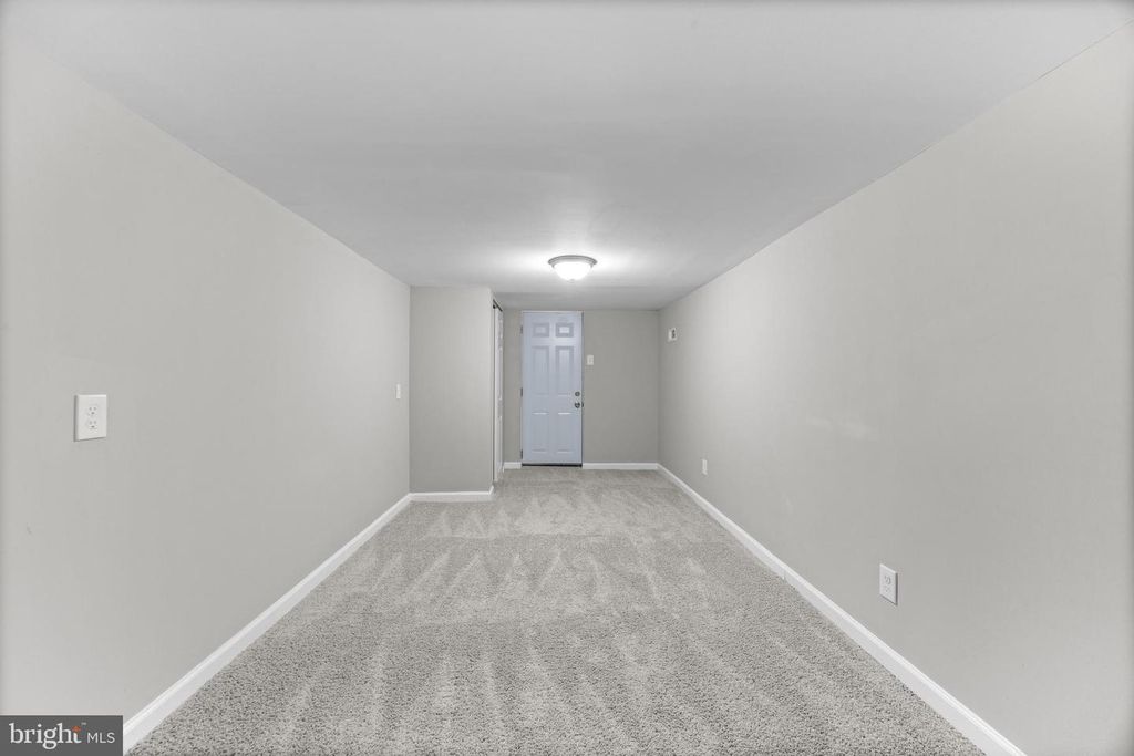 Image 38 of property listing at 1817 WINANS AVE, Halethorpe, MD 21227