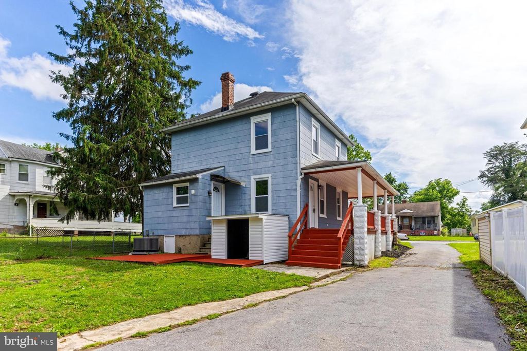 Image 46 of property listing at 1817 WINANS AVE, Halethorpe, MD 21227