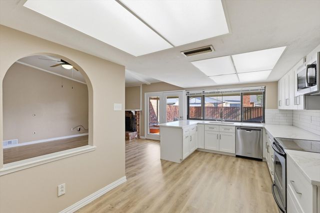 2913 Flagstone Drive, Garland, TX 75044