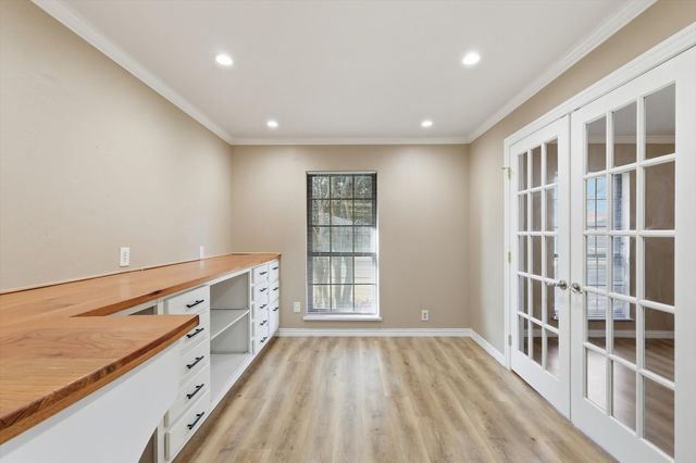 2913 Flagstone Drive, Garland, TX 75044