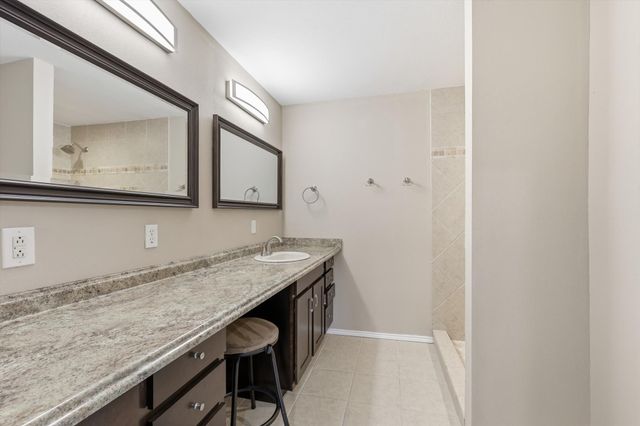 2913 Flagstone Drive, Garland, TX 75044