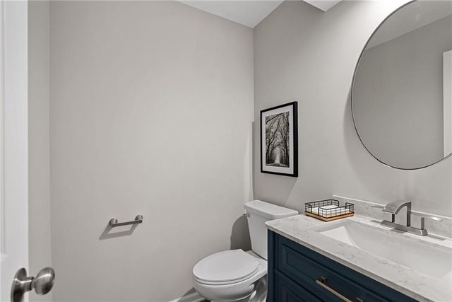 12461 W 154th Terrace, Overland Park, KS 66221