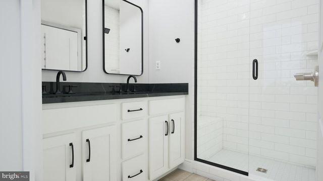 42104 PICASSO SQ, Ashburn, VA 20148