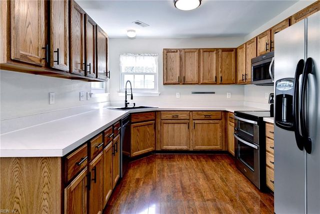 3913 Fox Hunt TRL, Williamsburg, VA 23188