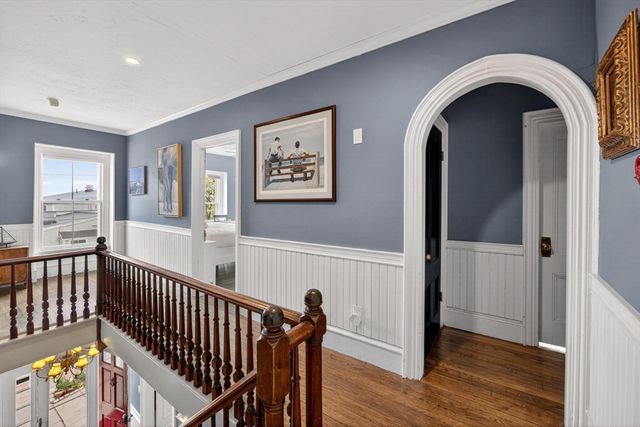 164 Commercial Street, Provincetown, MA 02657