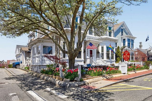 164 Commercial Street, Provincetown, MA 02657