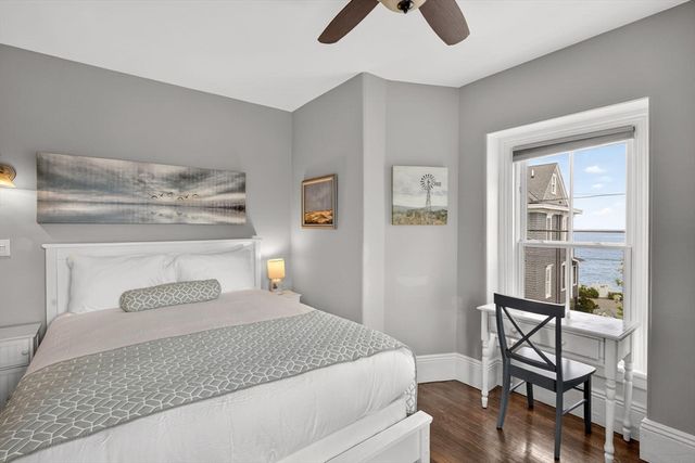 164 Commercial Street, Provincetown, MA 02657