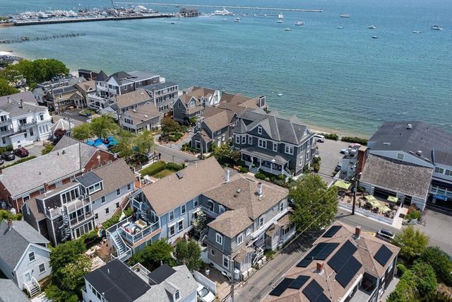 164 Commercial Street, Provincetown, MA 02657