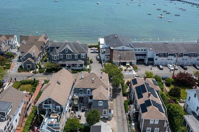 164 Commercial Street, Provincetown, MA 02657