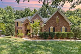 6612 Saunton Court, Charlotte, NC 28277