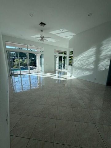 2690 Oakmont, Weston, FL 33332